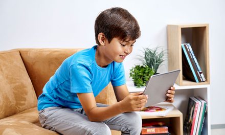 Mediensucht: Kinder 2020 häufiger online.