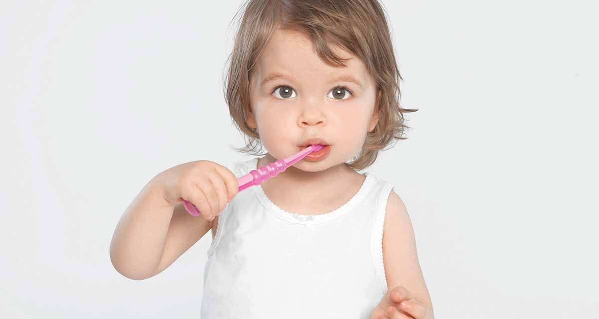 Mundhygiene bei Babys und Kleinkindern