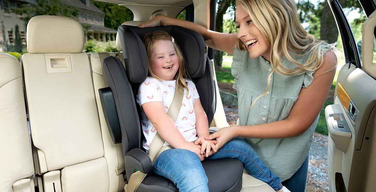 Sicher im Auto unterwegs mit i-Size Kindersitzen